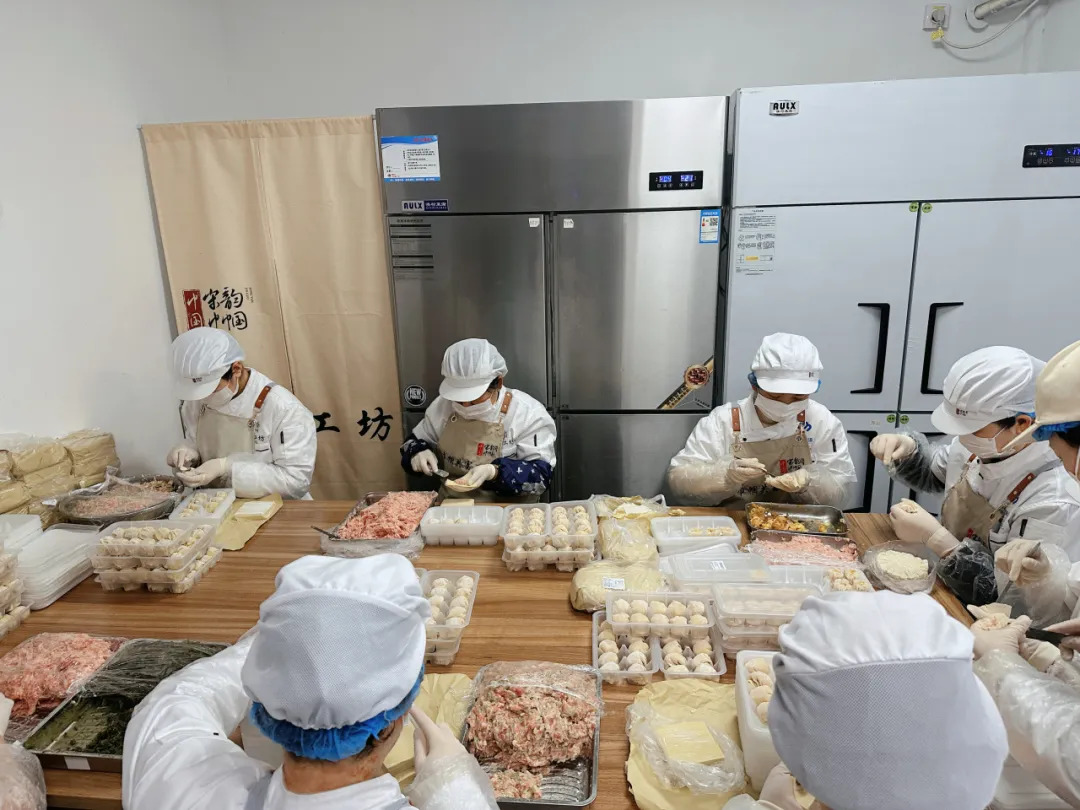 产供销一体“坊店”里飘出“...